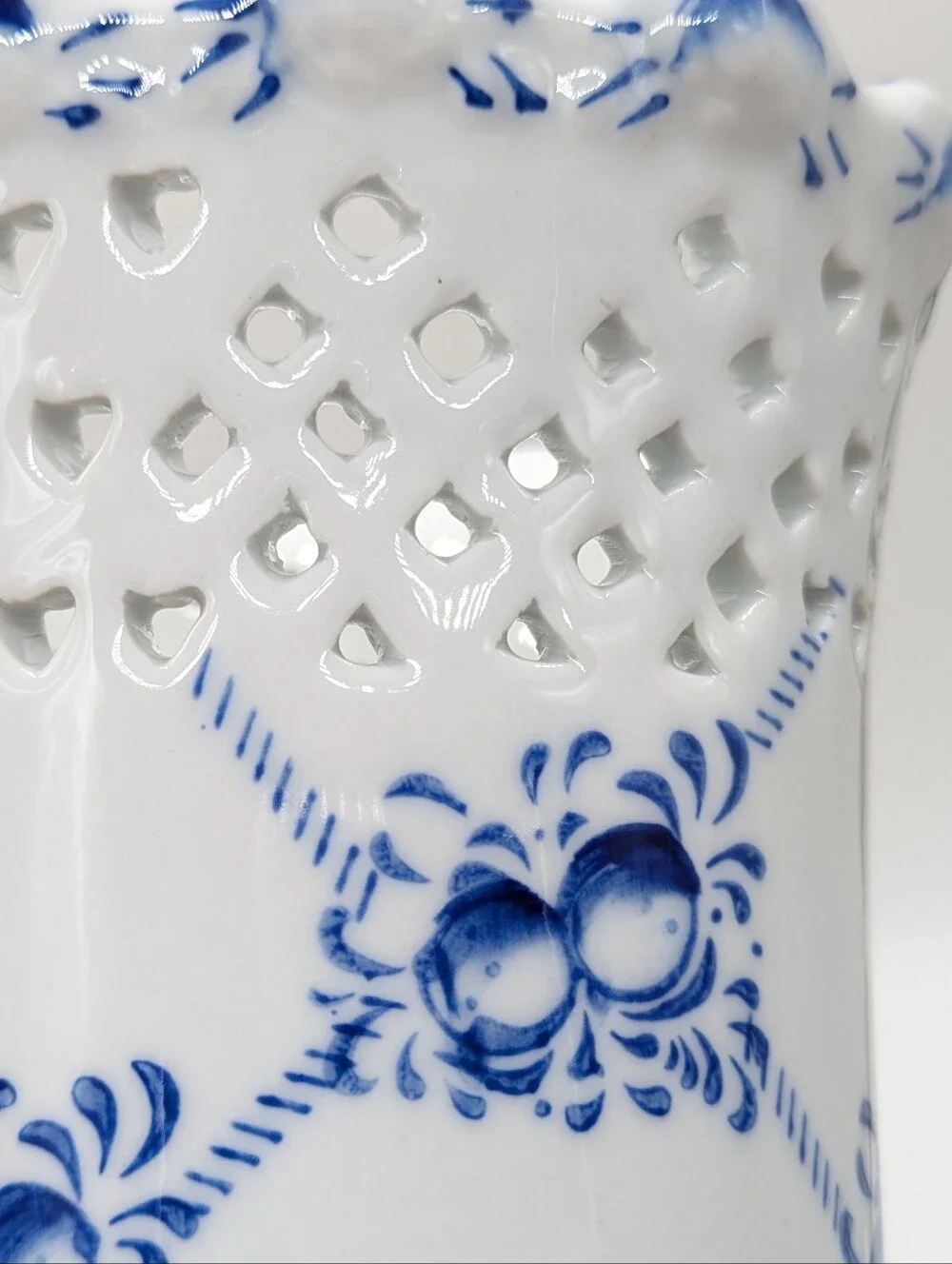 Vintage Blue White Porcelain Reticulated Vase